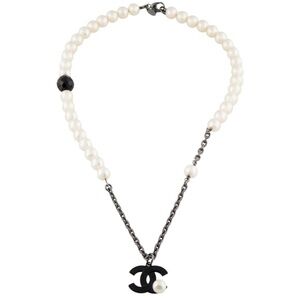 *Chanel* AUTH White Faux Pearl Necklace with Black Chain